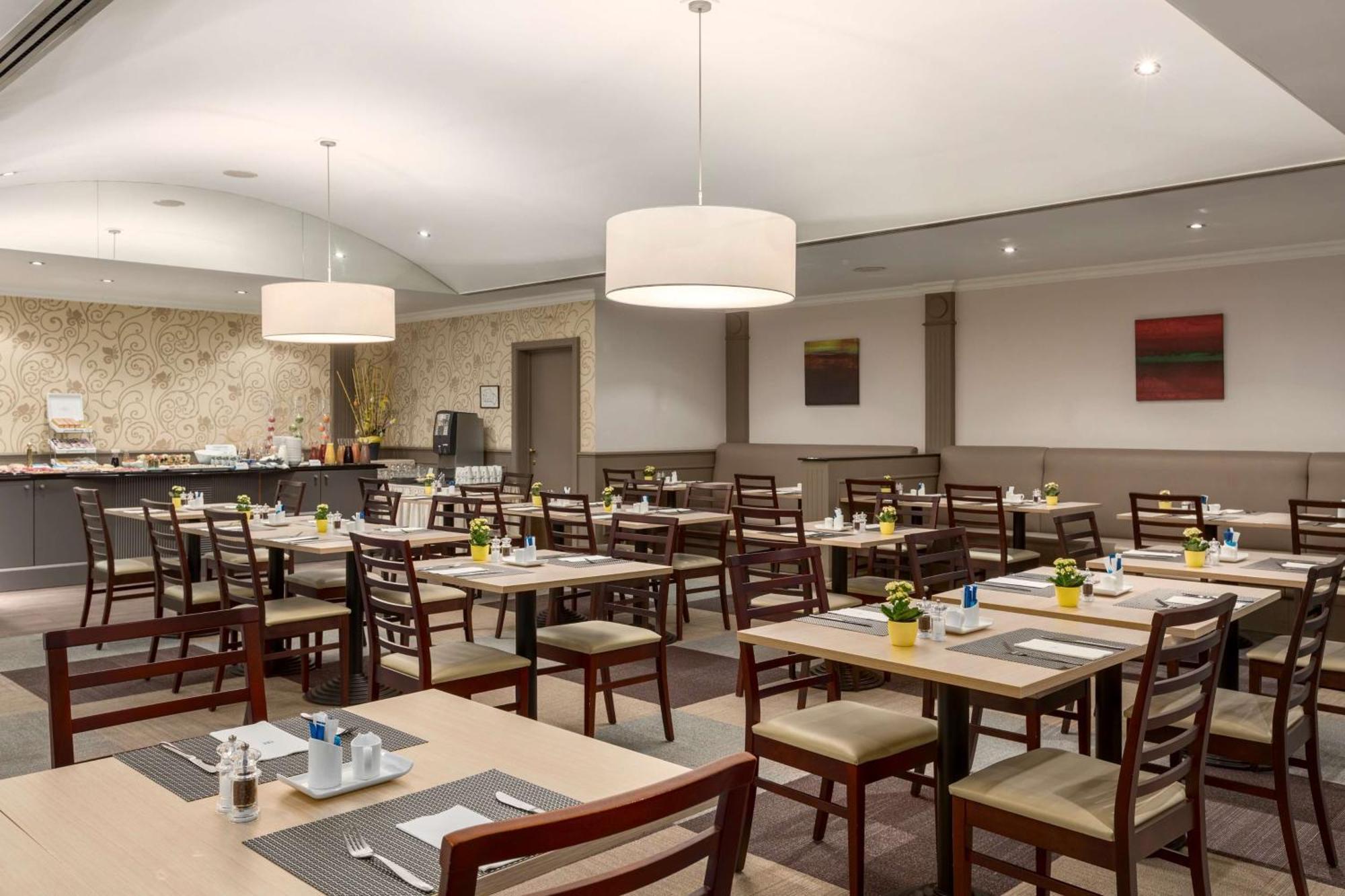 Nh Carrefour De L'europe Hotel Brussels