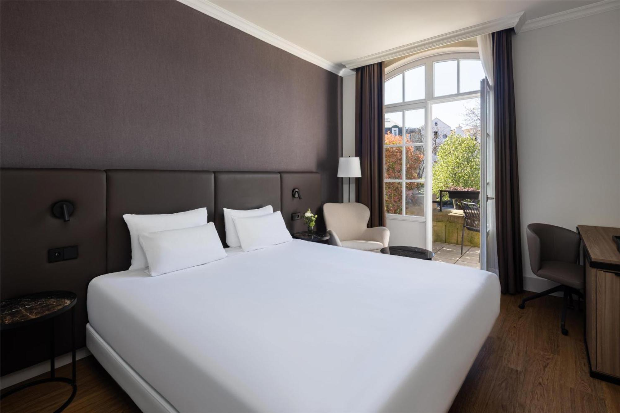 Nh Carrefour De L'europe Hotel Brussels