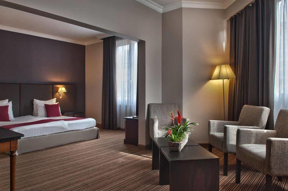 Nh Carrefour De L'europe Hotel Brüssel